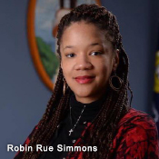 Headshot of Robin Rue Simmons